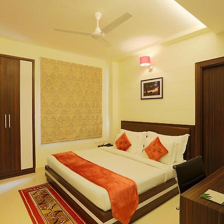 Hotel Premiere Villa  Varanasi Exterior foto