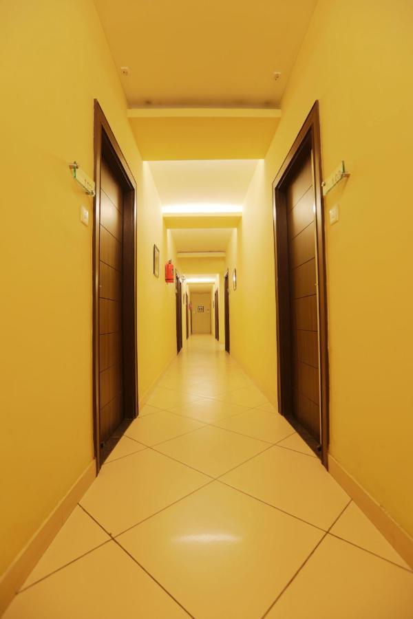 Hotel Premiere Villa  Varanasi Exterior foto