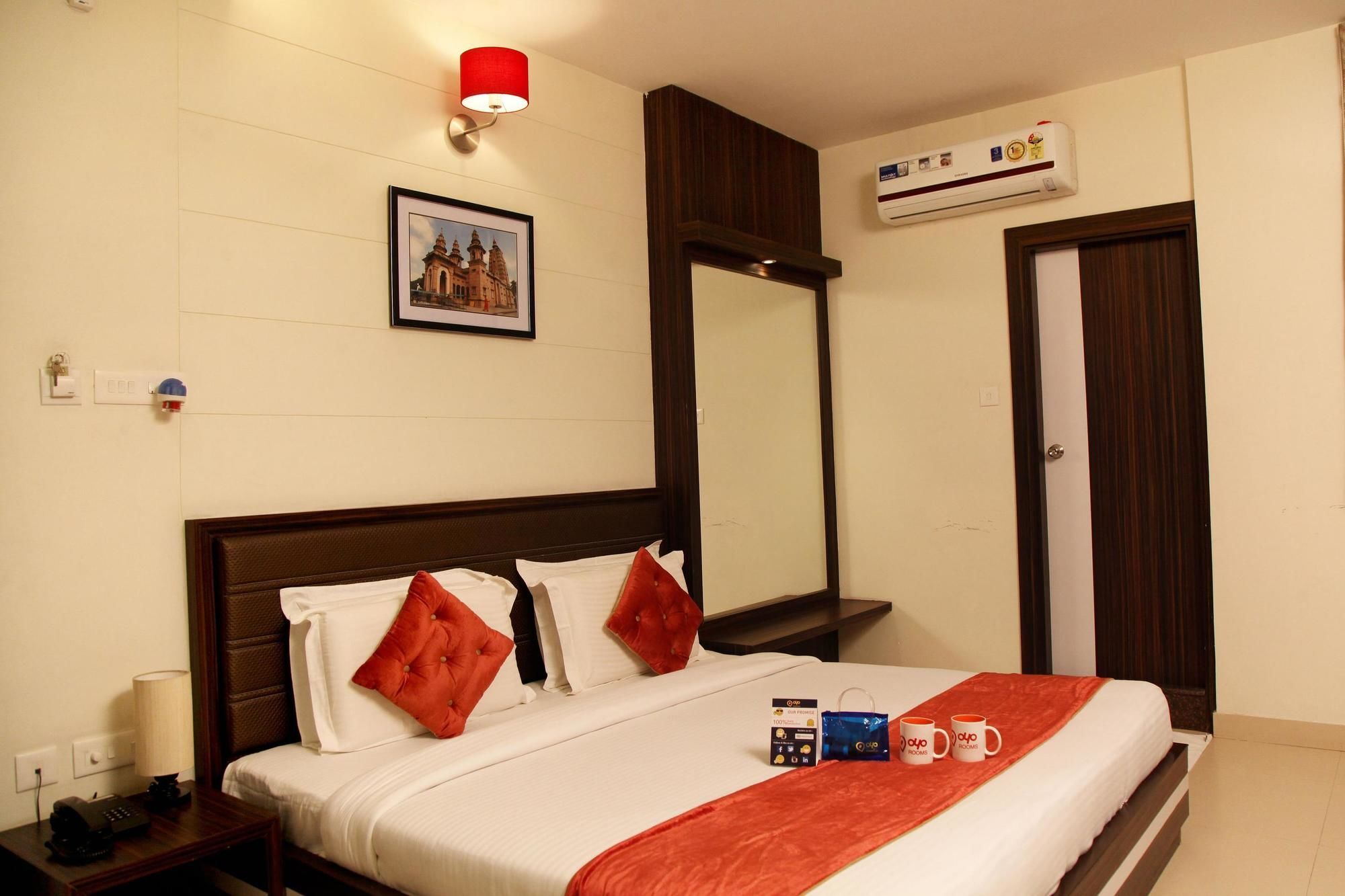 Hotel Premiere Villa  Varanasi Exterior foto